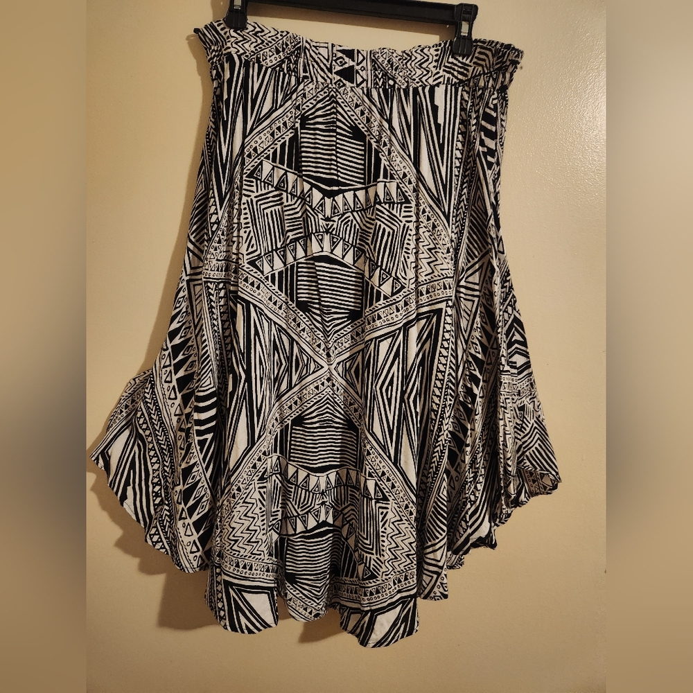 Angie Monochrome Tribal Print Skirt
